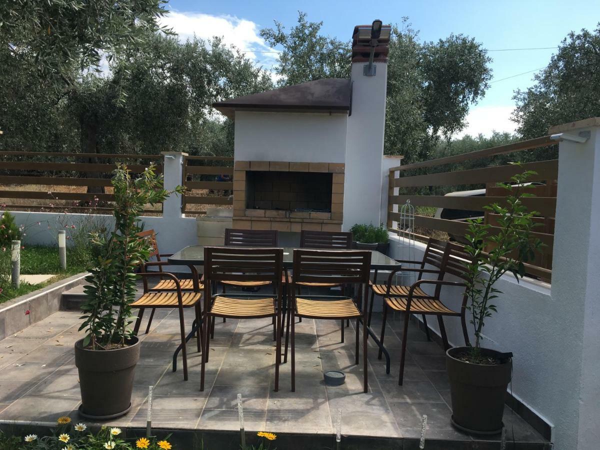 Happy Family Villa Skala Kallirakhis Exterior photo